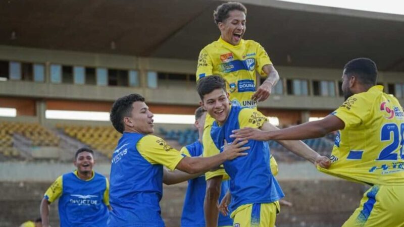 DAC vence Ivinhema no Douradão pelo Estadual Sub-20 e lidera grupo