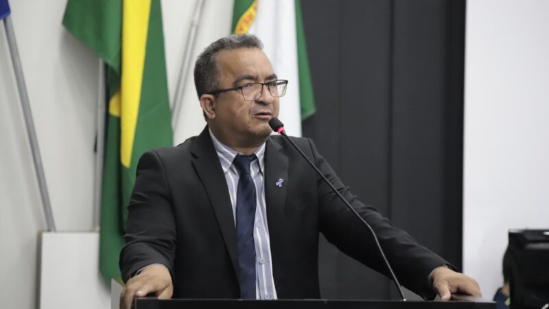 Médico denuncia ‘carteirada’ em unidade de Saúde em Cuiabá e pede cassação de vereador Marcrean