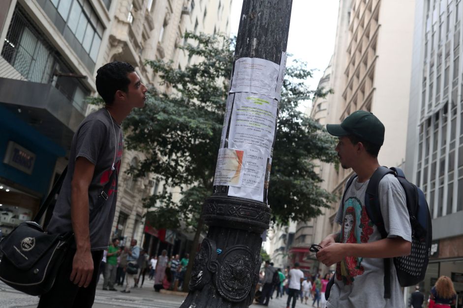 Taxa de desemprego cai a 7,1% no trimestre encerrado em maio, diz IBGE