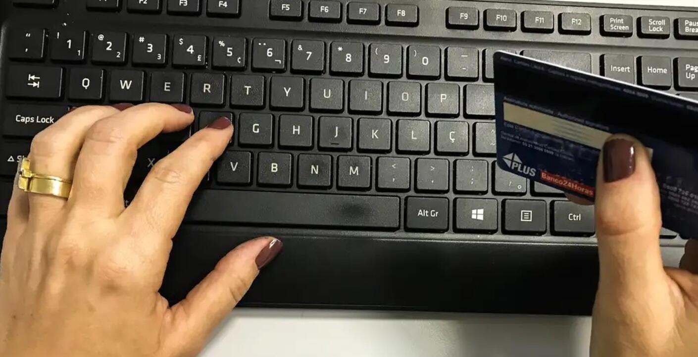 Taxa para compras de até US$ 50 não incidirá sobre medicamentos