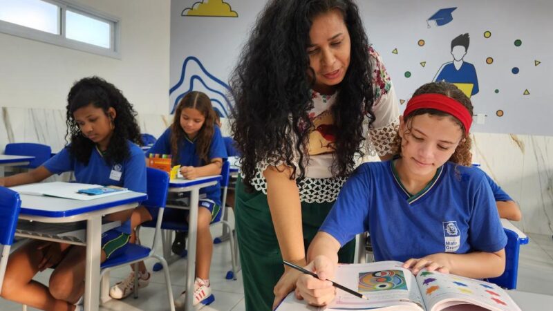 Piso salarial de professor da Rede Estadual de MT atrai candidatos para concurso público da Seduc