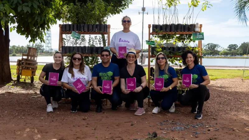 Verde Novo celebra Dia das Mães com distribuição de mudas no Parque Tia Nair